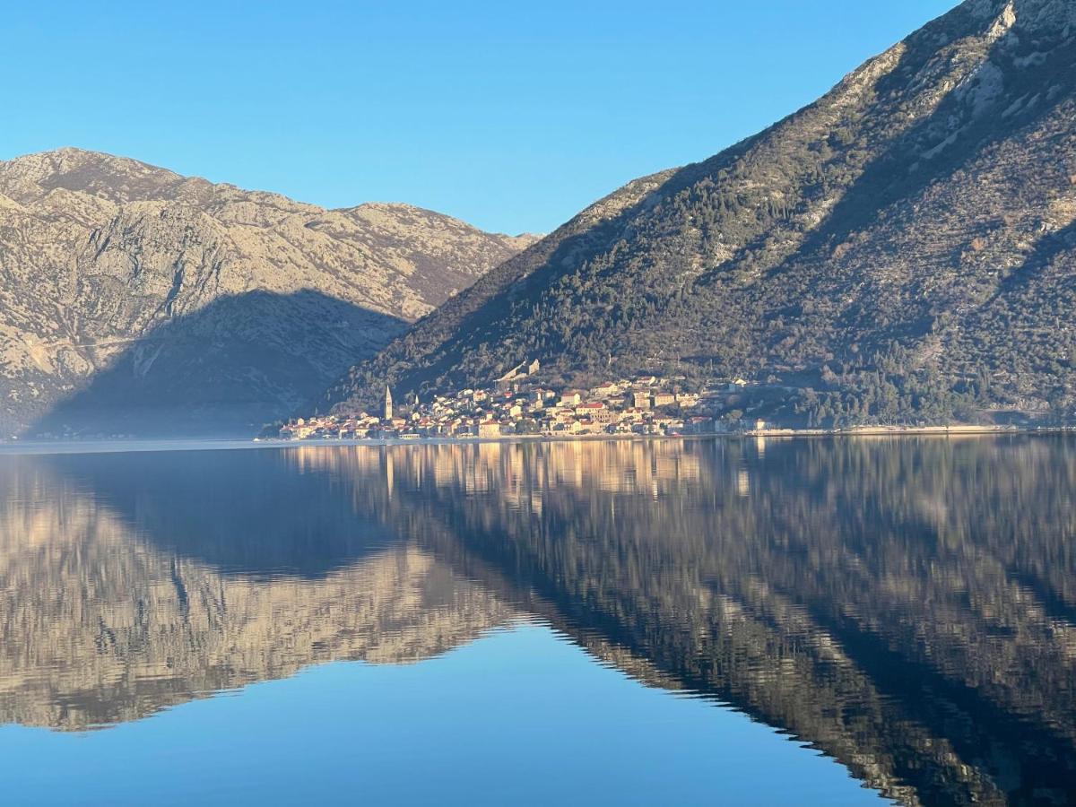 Vila Djuro Mikijelj Donji Stoliv Exteriör bild